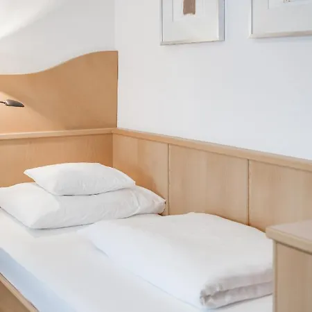 Fender Bed & Breakfast 3*